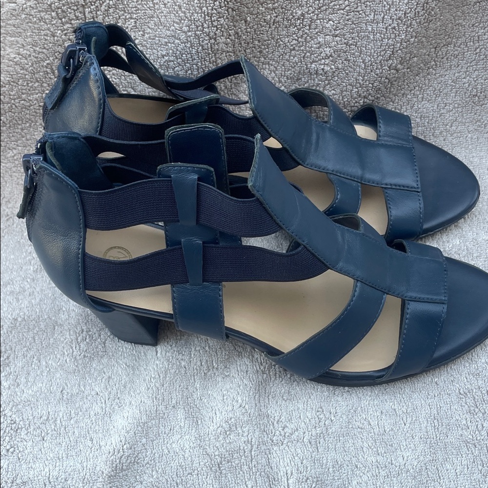 Bella Vita Navy Strappy Heels